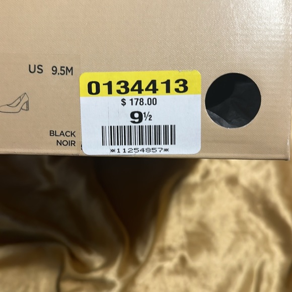 ✨— BRAND NEW — ✨ Michael Kors - Porter Flex Pump - Black - Women’s 9.5 👠 - Picture 5 of 5